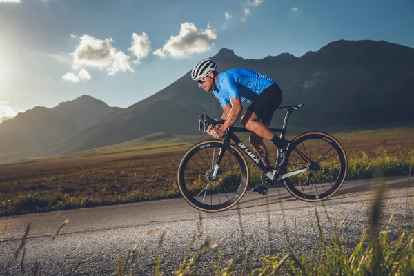Eventi e Viaggi esclusivi in bici da corsa